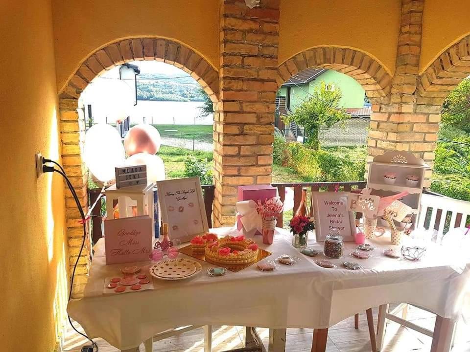 Danube Fairy Villa Futog Екстериор снимка